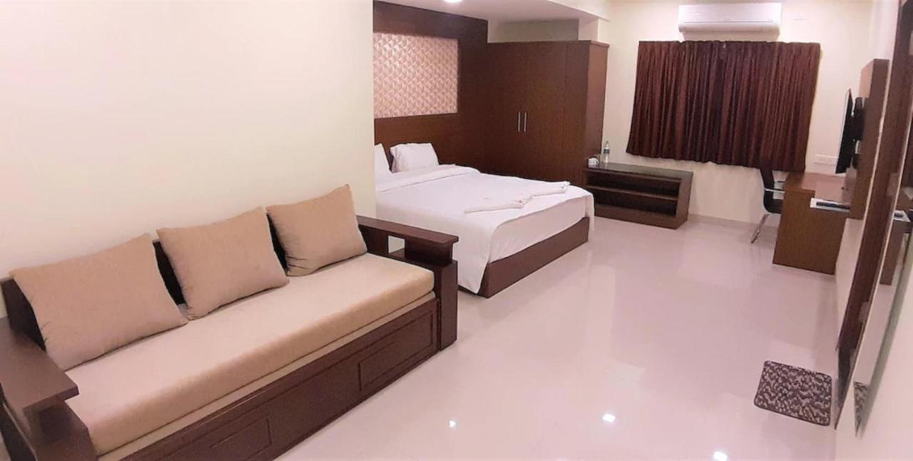 A And M Rooms And Residences Chennai Ngoại thất bức ảnh